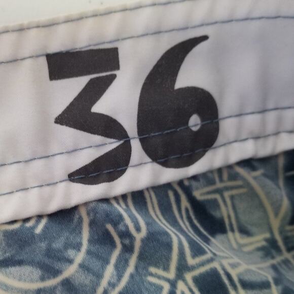 Wonderwall Board Shorts Blue White Hawaii Map Print Very Good Size 36 - Picture 4 of 6